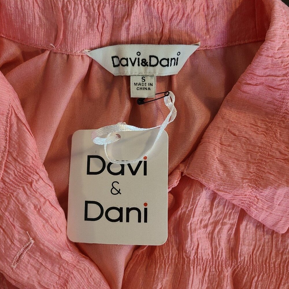 Coral Button-Up Women's Blouse - Picture 4 of 8